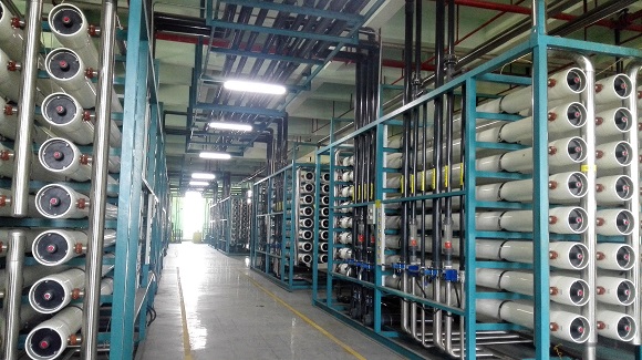 ?選擇一套純水設(shè)備需要考慮以下幾點(diǎn)